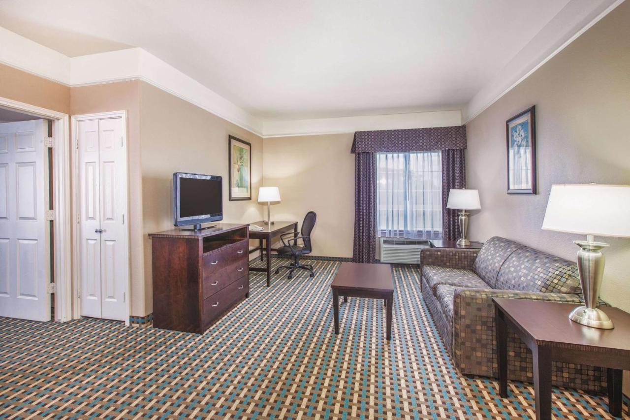 La Quinta By Wyndham Bay City Exterior foto